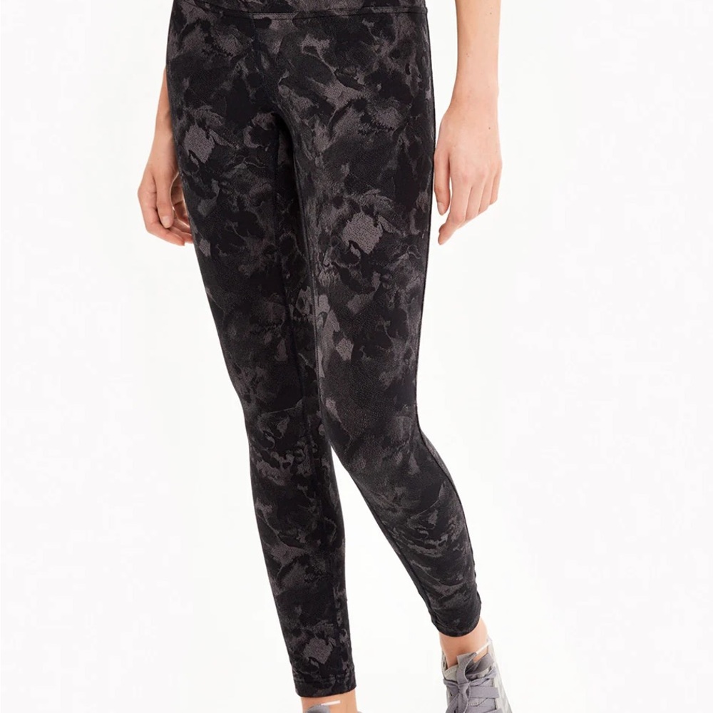 LOLE LEGGINGS​​ - Picture 3 of 9